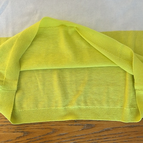 Gap Sweater - Picture 6 of 9